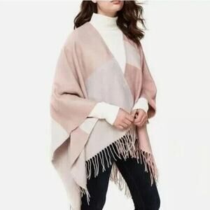 Soia & Kyo NWT Woven Scarfigan Wrap Shawl Poncho OS Ivory Mauve Fringe Western